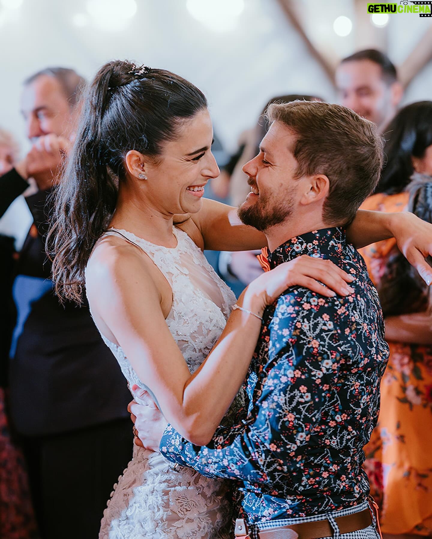 Drew Lynch - 33.5K Likes - -PHOTO LOCOMOTIVE-
Happy anniversary to my beautiful wife 🥹 Everyday I get to hang out with the person who makes me laugh the hardest. Thank you for saying yes. Thank you for our beautiful life. Please indulge a slideshow of our wedding day below, if you so choose…
1) peep my bow tie upstaging her wedding ring
2) I guess rain is good luck but also it’s annoying ?
3) we cut the cake with an axe because Vermont is a savage land
4) moments after someone caught the bouquet
5) the bouquet (not joking)
6) the local Vermont alcohol (maple syrup)