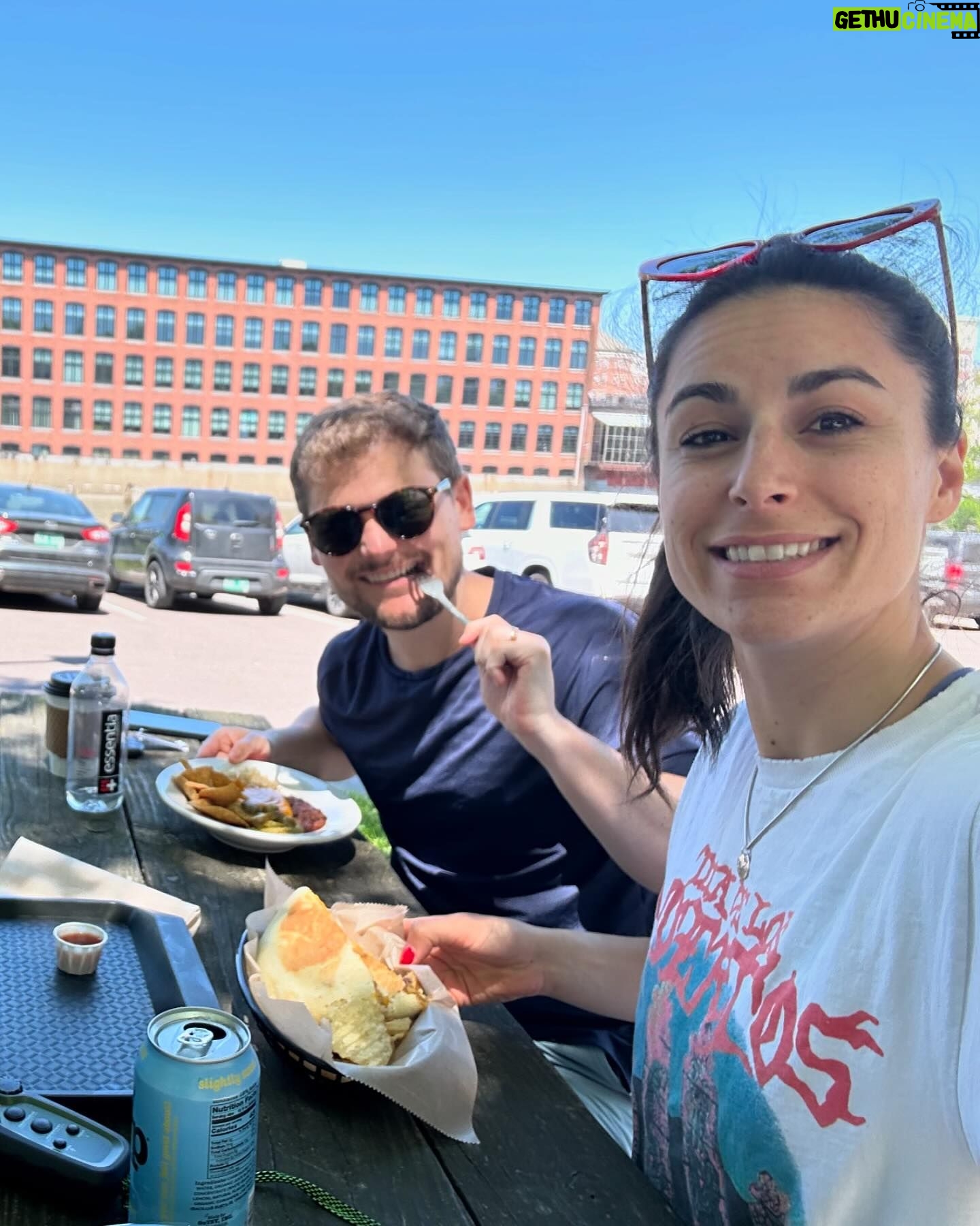 Drew Lynch - 6K Likes - -PHOTO LOCOMOTIVE-
Vermont is the best place to rest for three days before a European Tour…
1) Hiked a mountain to get to a lake
2) The security guard at the town general store
3) My wife trying to get me banned from Indiana
4) Vegan lunch
5) Just showing off the mountains… and also the ones behind me
6) Blocking a soccer shot with my butt
7) Looking out @glasshousevt
8) Looking in @glasshousevt
9) Early birthday present for my wife and I really don’t like the look in her eyes