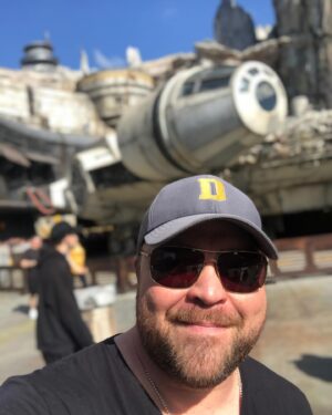 Drew Powell Instagram - May the 4th yall…. #StarWars #starwarsday #maythe4thbewithyou #darthvader #comiccon #princessleia #stormtrooper