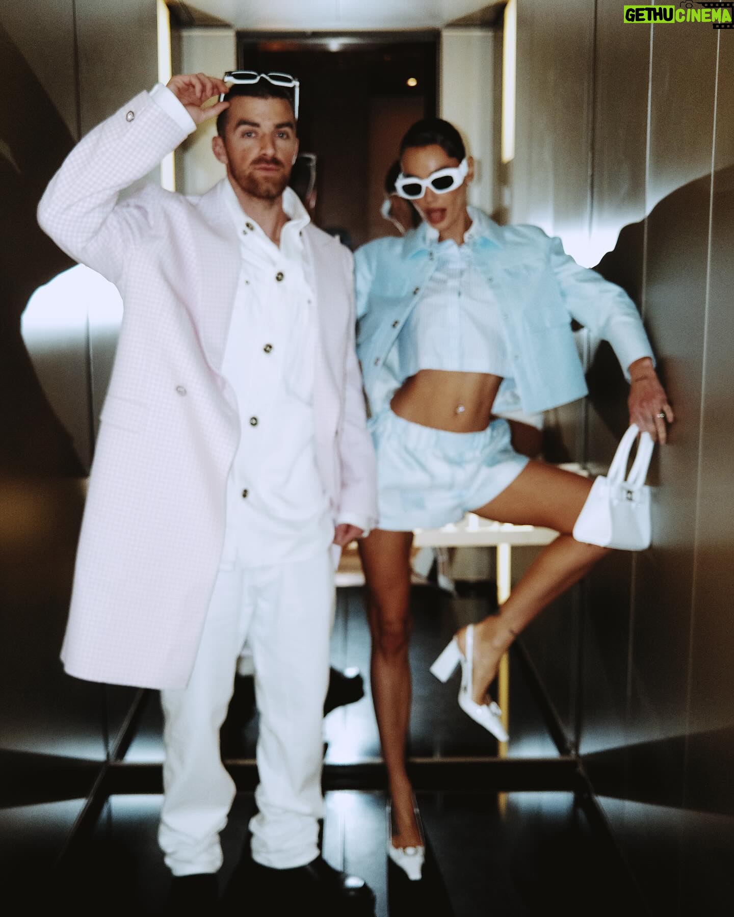 Drew Taggart - 36.4K Likes - Oooooo yaaa i have fully assimilated. I am fashion now. I don’t plan on smiling much any more. Thank you @versace for inviting us. What a badass show 🐍