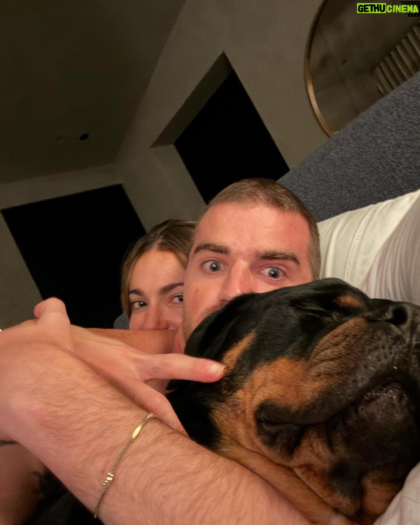 Drew Taggart - 75.2K Likes - I’m very happy to be in love with you 💕 thanks for loving me back. Let the cringe continue :)