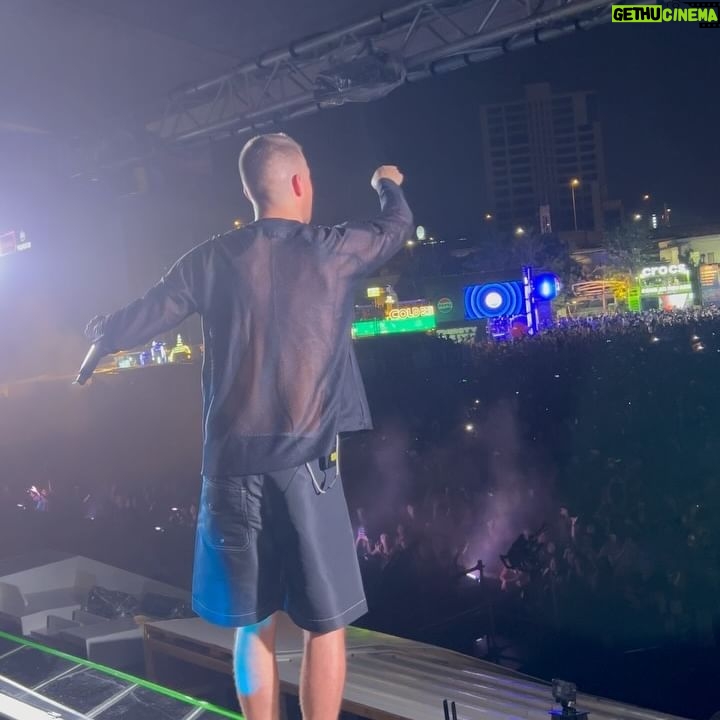Drew Taggart - 43.4K Likes - I think that was the most insane touring weekend yet. 3 sold out shows 3 countries 3 days. 🇮🇳 🇨🇳 🇹🇭 thank you Mumbai, Foshan, Bangkok sheeeesh every show was ripping and so uniquely different. Also so incredible to see everyone reacting to ‘Addicted’ all over Asia 🙏🏻 thank you thank you