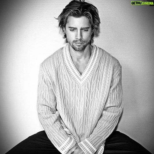 Drew Van Acker - 23.5K Likes - .
.
.
.
@bradley206 : “What’s your ALL-TIME favorite candy?”
Me: