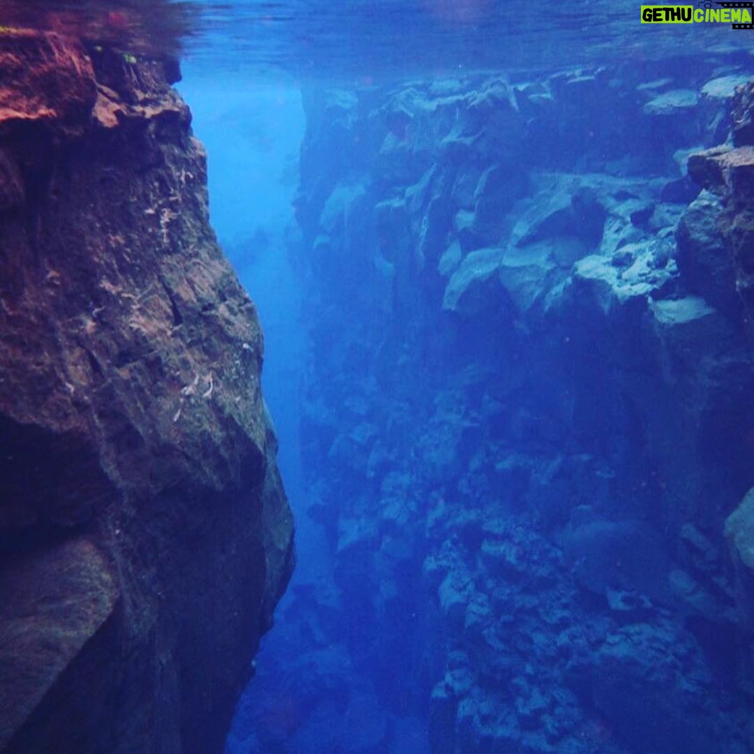 Drew Van Acker - 22.2K Likes - 2 tectonic plates split(North American/Eurasian): 2degrees Celsius: 1/2/19