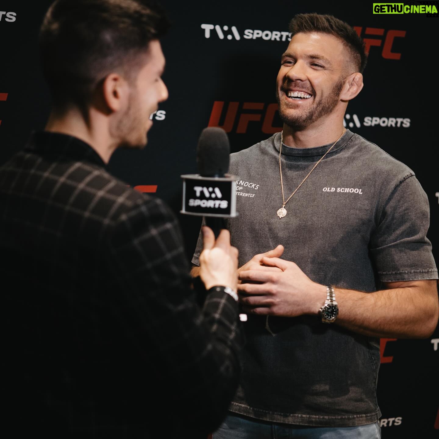 Dricus Du Plessis - 65.9K Likes - Media day done!
Felt my title on my shoulder for the first time and I get to represent and walkout with my 🇿🇦 flag, thank you @ufc #proudlysouthafrican🇿🇦 #andnew #preparetobeamazed