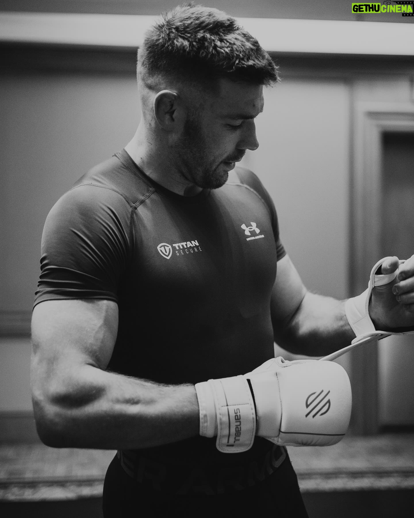Dricus Du Plessis - 17.2K Likes - Industry Pioneers
STILLKNOCKS x @titansecuresa