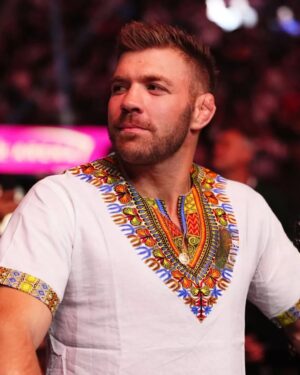 Dricus Du Plessis Instagram - The Champ is ready to defend his Title. What are we waiting for? 

@dricusduplessis

#UFC304 #Dricusduplessis #UFCAfrica #israeladesanya #stylebender #Seanstrickland