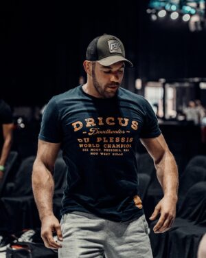 Dricus Du Plessis Instagram - The legend @dricusduplessis popped in to say hi and also showed some of his skills on the mat! 🤼✅😉