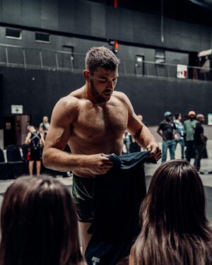 Dricus Du Plessis Instagram - The legend @dricusduplessis popped in to say hi and also showed some of his skills on the mat! 🤼✅😉
