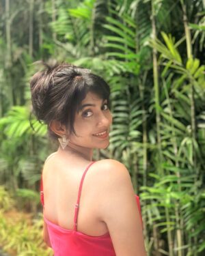 Drishya Raghunath Instagram - Bday ❣️

#fashion #bdayoutfit #drishya #drishyaraghunath #bday #birthday #bdayeve #birthdaygirl #hehe