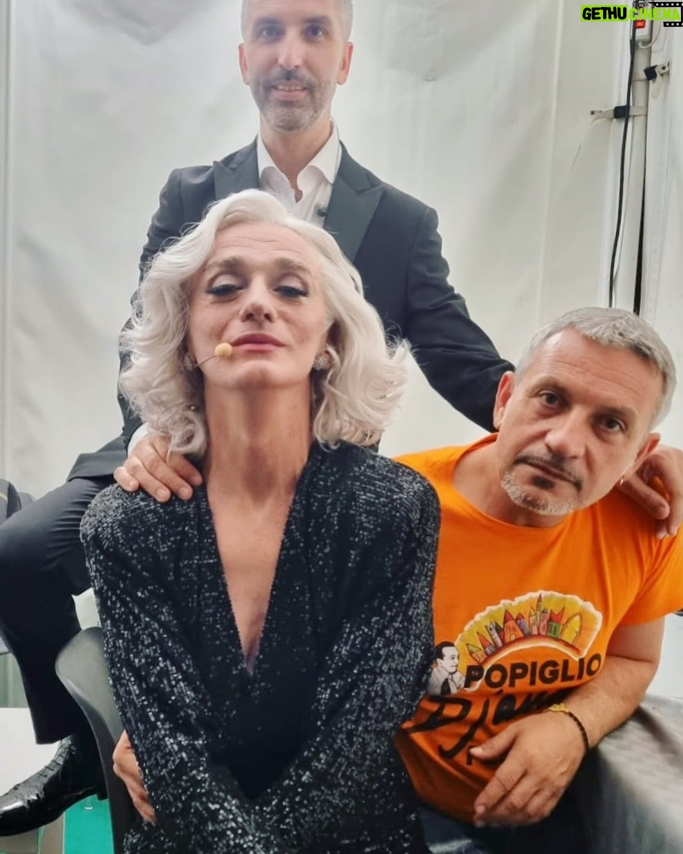 Drusilla Foer - 5.5K Likes - STASERA UDINE!
#ELEGANZISSIMA