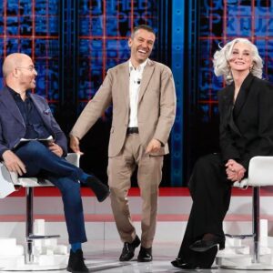 Drusilla Foer Instagram - Onoratissima di aver partecipato ad una trasmissione televisiva così bella.

“Le Parole” - Rai 3
@leparolerai3
@instarai3
@massimogramelliniofficial
@saverioraimondo 
@raiplay_official 
📸 Mipa
