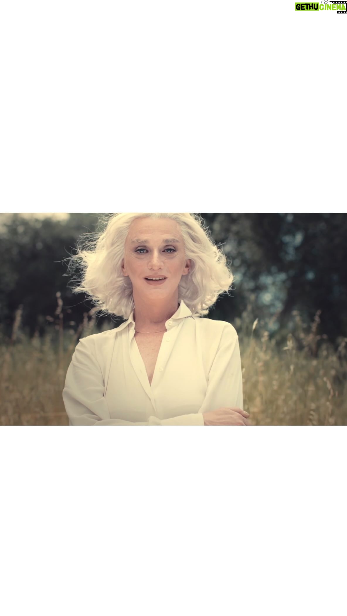 Drusilla Foer - 9.5K Likes - ✨ Che vi sia in ogni angolo della Terra, anche il più addolorato, una piccola melodia.
“ PICCOLA MELODIA” dall’album “DRU” 🎶🎵
@bmgitaly
Prodotto da Franco Godi per Best Sound
Scritto e diretto: Gianluca Gori
Chitarra Classica: Marco Cappelli
Autori del brano: Pacifico & Cosma
Fotografia e produzione esecutiva: @le.officine
Montaggio/Editing video: @monasta_stagephoto
Film Maker: @capinovispo
Make-up: @riccardodeagostini
Hairstylist : @Wigsfx
Personal assistant: @mmenduni
Web management: @alex_da_verrazzano
✨Grazie alla piccola Dru, Isabella Balduino ✨
#drusillafoer #piccolamelodia #dru
#bmg