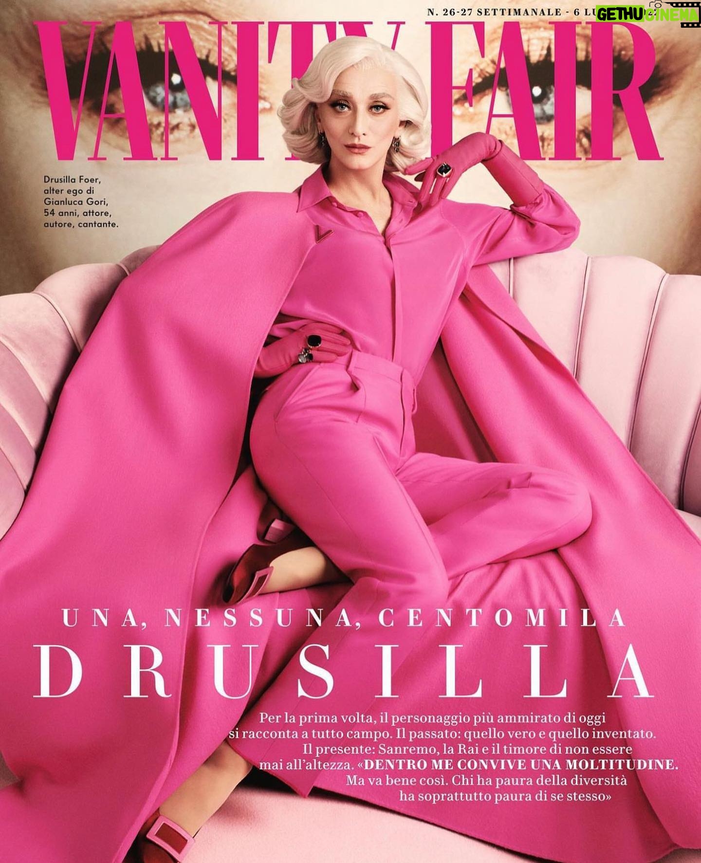Drusilla Foer - 7.2K Likes - Bella serata organizzata da una testata intelligente, sensibile e attenta alle cose del mondo.
E della vita
Grazie @marchettisimone
VANITY FAIR - COVER STORY - IL FILM
#dru #drusilla #vanityfairitalia