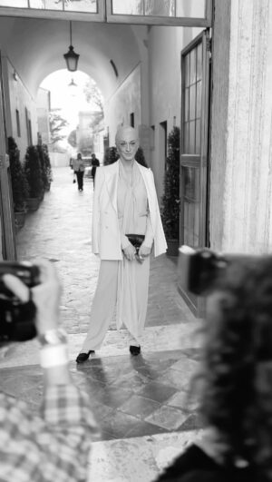 Drusilla Foer Instagram - “PREMIO MARGUTTA 2024- la via delle arti - PER IL TEATRO”

Grazie ❤️
Dru

#drusillafoer #premiomargutta