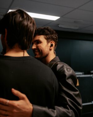 Duncan Laurence Instagram - Tour Q&A! Ask me anything!👇🏻