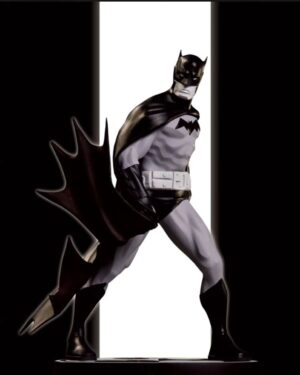 Dustin Nguyen Instagram - I always love seeing where my original art ends up and what kind of homes they get. My original cover for Batman Beyond White Knight ended up in Germany next to an additional 11x17 pen and acrylic ink commission to match my first Batman B&W statue along with my Batman Beyond black and white statue. 

A beautiful display Marc, I'm so glad it went to you. Vielen Dank.

#batman #batmanbeyond