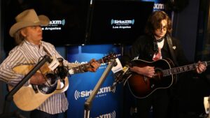 Dwight Yoakam Instagram - @kinglegmusic is back with Dwight tonight on Greater Bakersfield for an interview! To listen to it, tune into Dwight Yoakam & the Bakersfield Beat on @SiriusXM radio (ch. 349) at 6pm PT / 9pm ET. 

- D Team 

#dwightyoakam #KingLeg #greaterbakersfield #dwightyoakamandthebakersfieldbeat 

📸: @emily.joyce.photography