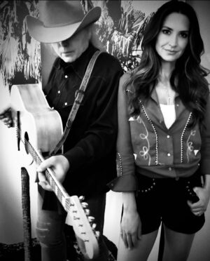 Dwight Yoakam Instagram - Don’t miss out on @anniebosko’s new song “Heart Burn” featuring Dwight out now! 

- D Team 

📸: @emily.joyce.photography