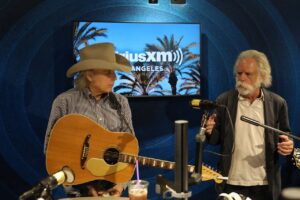 Dwight Yoakam Instagram - Dwight is back with Grateful Dead founding member @bobweir for part one of their Greater Bakersfield interview. Catch the re-airing by tuning into Dwight Yoakam & The Bakersfield Beat on @SiriusXM radio (ch. 349) tonight at 6pm PT / 9pm ET.

- D Team 

#dwightyoakam #bobweir #greaterbakersfield #dwightyoakamandthebakersfieldbeat 

📸: @emily.joyce.photography