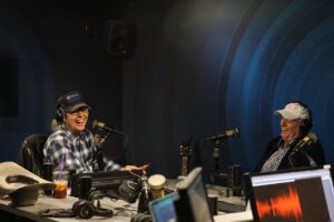 Dwight Yoakam Instagram - In fond memory of Keith Allison, @SiriusXM is re-airing Dwight’s interview with Keith on Greater Bakersfield. Tune into Dwight Yoakam & The Bakersfield Beat on @SiriusXM radio (ch. 349) tonight at 6pm PT / 9pm ET.

- D Team

#dwightyoakam #keithallison #greaterbakersfield #dwightyoakamandthebakersfieldbeat

📸: @emily.joyce.photography