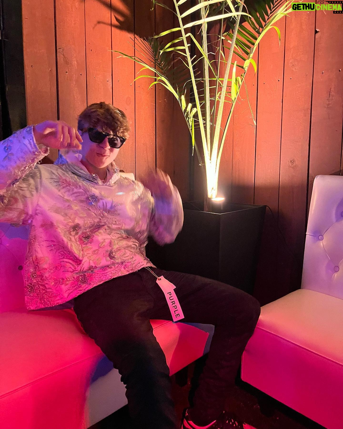 Dylan Hartman - 13.7K Likes - living on auto pilot