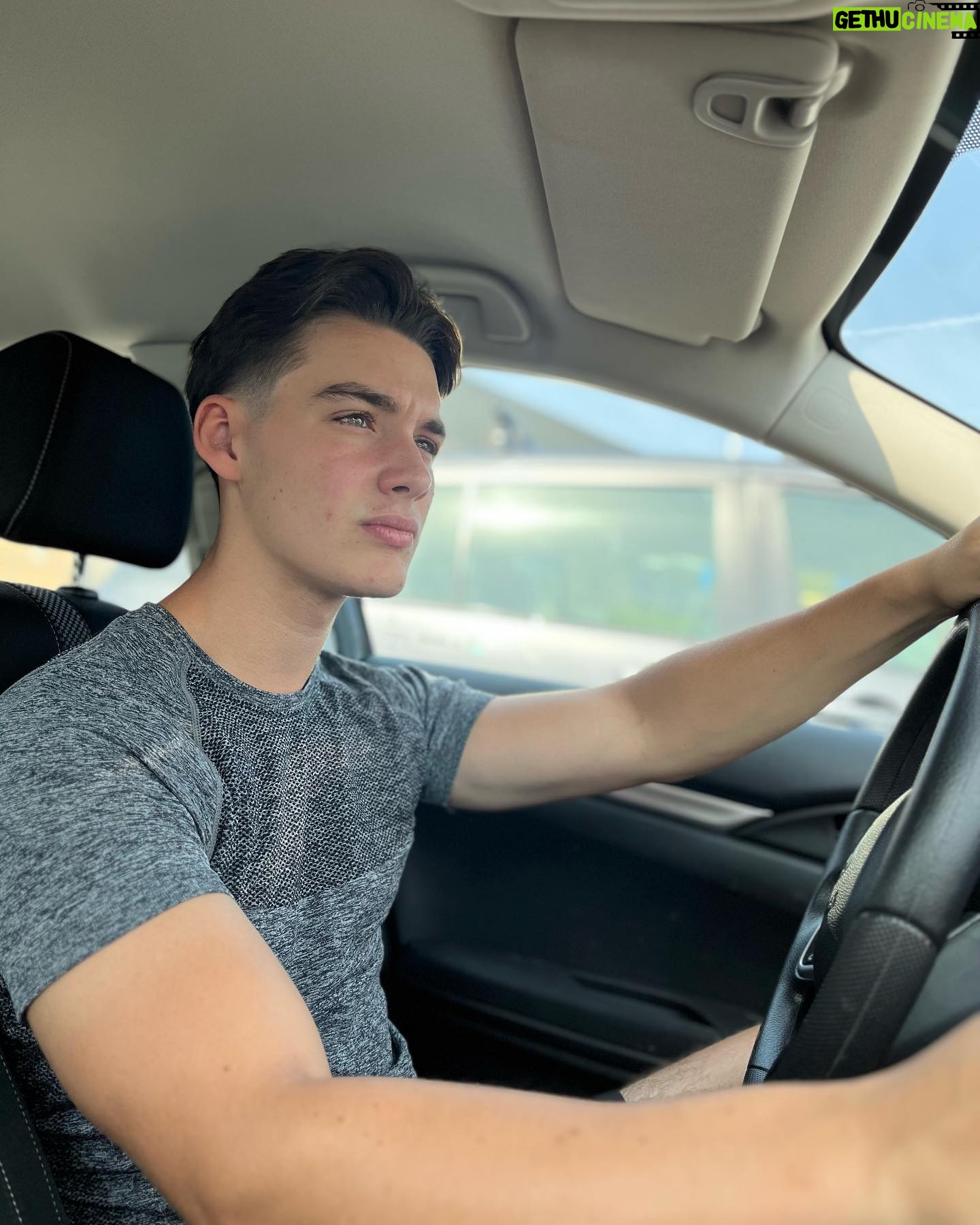 Dylan Kingwell - 105K Likes - Woke up 19 🎉 (swipe for 5 year difference)
Thanks for the birthday wishes, 19 years has been awesome. Just the beginning y’all. Love you all ❤️