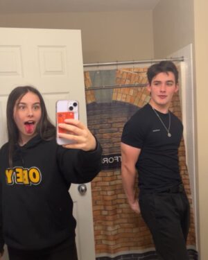 Dylan Kingwell Instagram - Sorry to all the other siblings out there