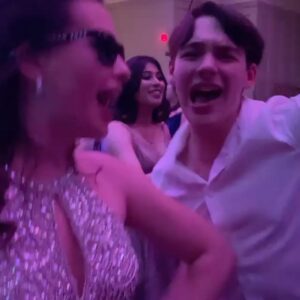 Dylan Kingwell Instagram - Grad 2022 ❤️🇨🇦🇪🇸🇮🇹🇩🇪

One of the best nights of my life, gracias por los recuerdos, ci vedremo presto, bis später ❤️