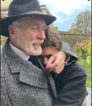 Dylan Llewellyn Instagram - Goodbye hugs all round. Gonna miss you all! Such a pleasure to play the wee English fella! Wanna say a huge thank you to @lisafromderry for casting me, was such an honour to perform this amazing character and this beautiful show. Huge thank you to the cast and crew too. You all are amazing gonna miss you lots! XXX