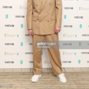 Dylan Llewellyn Instagram - @vanityfairlondon @ee @bafta #EERisingStar #EEBAFTAs @sohohouse @LoopVIP 

Stylist: @ellalouisegaskell 
Suit: @stellamccartney
Shoes: @harrysoflondon
Jewellery: @tillysveaas