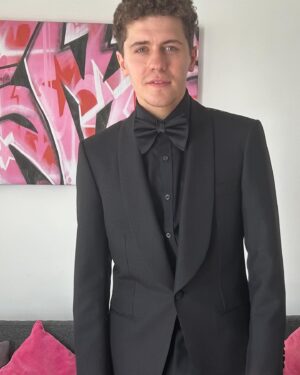 Dylan Llewellyn Instagram - Amazing night at the NTAs last night, thank you to everyone who voted. 

Suit- Kingsman @mrporter
 Shirt & Bow tie- @hawesandcurtisglobal 
shoes-@russellandbromley 
Stylist-@nicolesmallwoodstylist 
Makeup- @ketimakeul

#beyondparadise #eyesclosedpic #ntas #nationaltelevisionawards