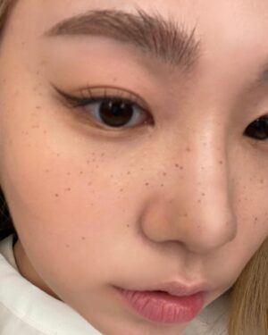 EJ Instagram - 죽은 깨