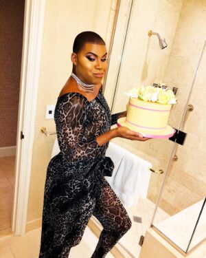 EJ Johnson Instagram - A message from She-ra “whatever you have been working on, manifesting and praying for is comming! So congratulate yourself in advance” 👸🏾 #fbf #teamthis
