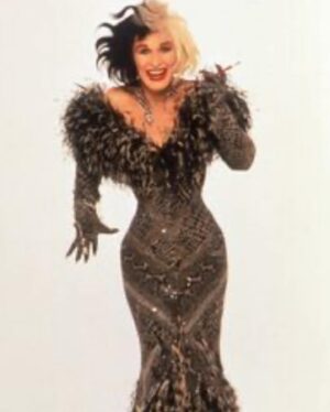 EJ Johnson Instagram - Darlings ! I’ve been very inspired by costume design as of late so I commissioned and designed along with @perrywhite.la this fabulous modern revival of a costume designed by the magnificent Anthony Powell for my favorite actress @glennclose as the fabulous and iconic villainess Cruella Deville. I love a character and a  costume that brings glamour and drama and of course villainess’ are always my favorite characters to play 👸🏾😈 #teamthis 🎥 : @cindyleos
