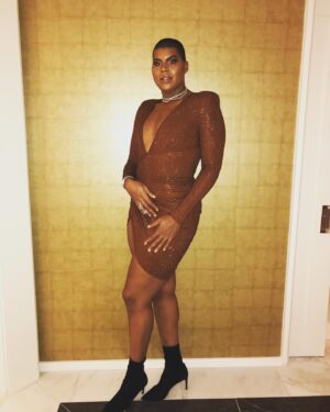 EJ Johnson Instagram - Channeling divine goddess energy for 2020. May this year be filled with love and abundance and may all your hearts desires manifest into reality 👸🏾😘 #teamthis