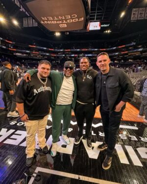 Earthquake Instagram - Dope night with Junior and the good brother @easymoneysniper 🏀🔥