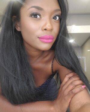 Ebonée Noel Instagram - Been a long time since I left you without a dope pic to tap to.
.
.
.
KON hmu team going in
💄@jessmakeup55 
💇🏾‍♀️ @erica.croft 
💅🏿 @royalessencenailstudio_whitby
