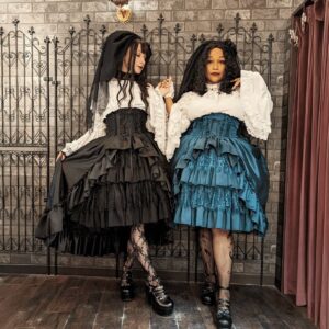Ebony Bowens Instagram - The Fairy Lace Corset Skirt from @atelier_pierrot is so gorgeous in person 🥀 It’s the sort of garment I thought I’d never be able to enjoy, but the plus sizes really are a game changer ♥️ @atelier_pierrot_english 

#eglcommunity #eglfashion #gothlolita #blacklolita #plussizelolita #atelierpierrot #harajukufashion #ロリータ #ロリータファッション #ゴシックロリータ #プラスサイズロリータ #アトリエピエロ