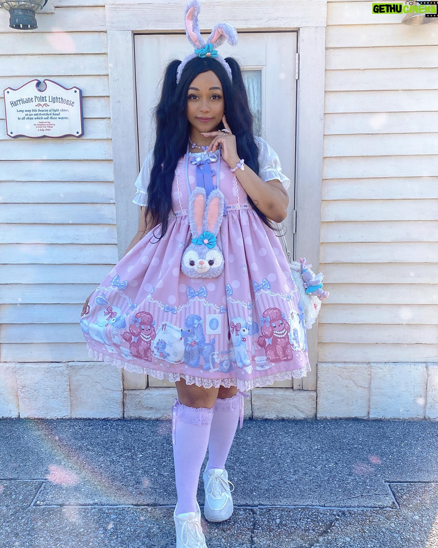 Ebony Bowens - 217 Likes - Stella Lou coord at Tokyo DisneySea 💜 I haven’t been since 2019 so it was nice to see new and different things as well as things I loved before 🤍
#eglcommunity #kawaiifashion #angelicpretty #tokyodisneysea #stellalou #blacklolita