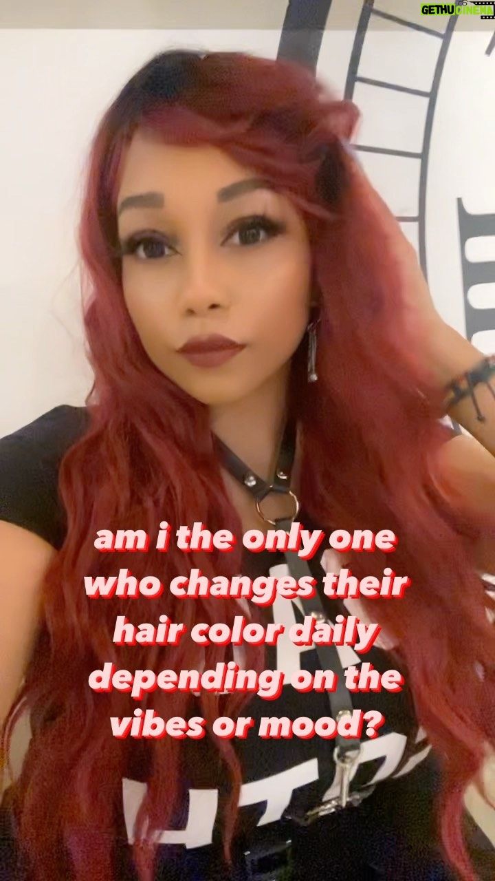 Ebony Bowens - 215 Likes - This day was definitely telling me R E D ♥️
#alt #blackalternative #goth #blackgoth #japan #tokyo #killstar