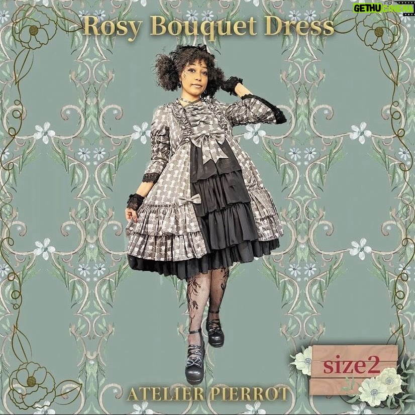 Ebony Bowens - 258 Likes - Kinda obsessed with how these photos came out 🥰
Rosy Bouquet Dress 💐 Which colorway is your fav? 🖤
いつもありがとうございます 🤍 @atelier_pierrot @atelier_pierrot_english 🥀
#eglcommunity #eglfashion #gothlolita #blacklolita #plussizelolita #atelierpierrot #harajukufashion #ロリータ #ロリータファッション #ゴシックロリータ #プラスサイズロリータ #アトリエピエロ