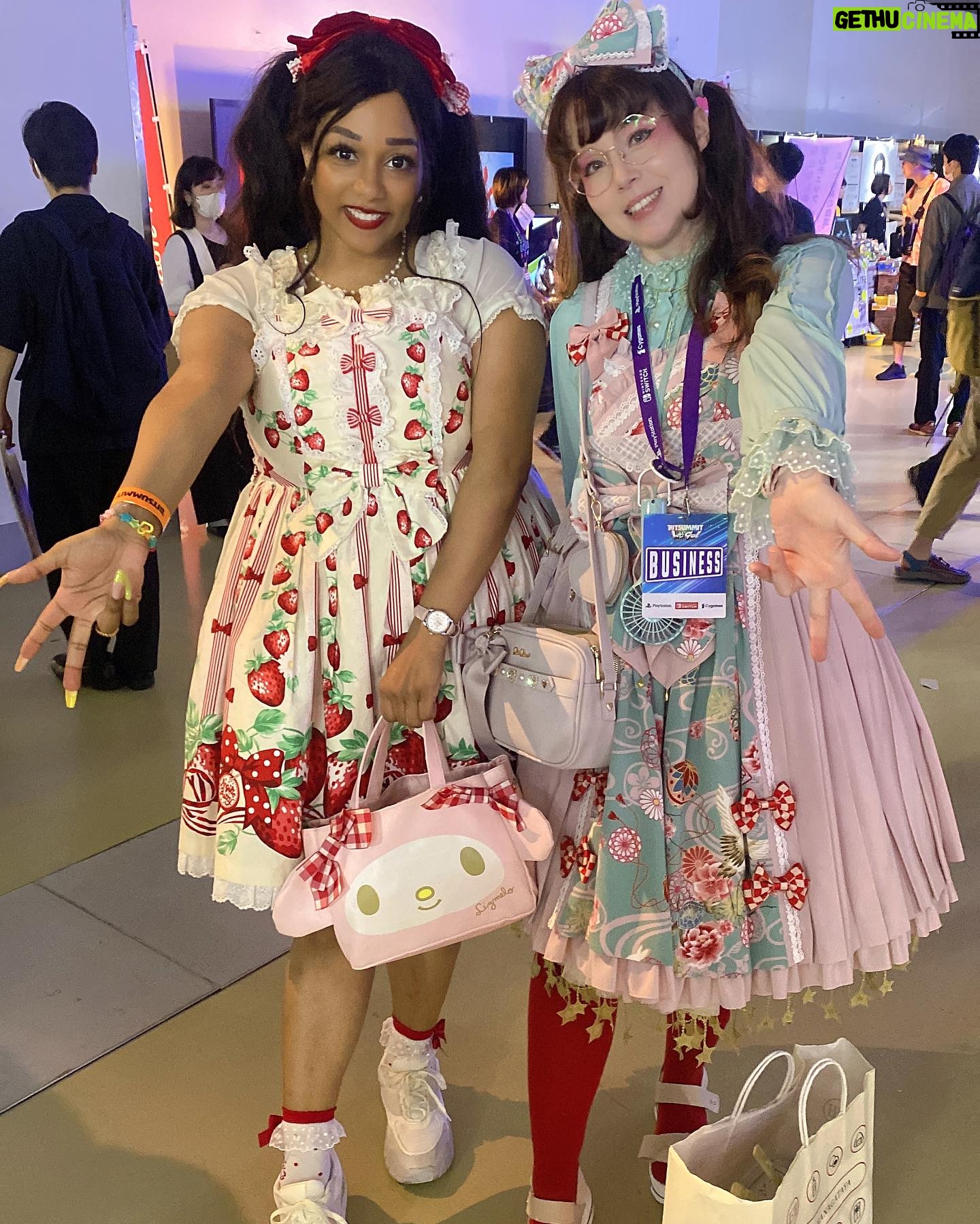 Ebony Bowens - 415 Likes - Bumped into this cutie at @bitsummit in Kyoto @cathycat_tv 💕 almost 100 degrees but we both wore lolita 😂🎀
#jfashion #kawaiifashion #lolitafashion #ロリータ #ロリータファッション #ロリィタ #ロリィタファッション #angelicpretty #blacklolita
