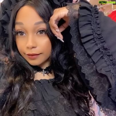 Ebony Bowens - 460 Likes - HAPPY BIRTHDAY TO MEEEE 🥳🎂🎉🎁
Today’s 13 hour subathon stream on Twitch was a massive success and we smashed all the goals! Thank you ♥️
Birthday gift wishlist in bio 😇
Or tips / donations via Ko-Fi in bio too 🥰
Wearing @atelier_pierrot 💋
🖤✨🖤✨🖤✨🖤✨🖤✨🖤✨🖤✨🖤
#eglcommunity #atelierpierrot_style #atelierpierrot #blacklolita #jfashion #eglfashion #goth #lolitasofinstagram #elegantgothiclolita