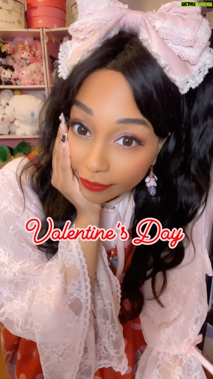 Ebony Bowens - 381 Likes - Pink x red = kinda iconic combo ngl ♥️💌 Happy Valentine’s Day 🩷🩷
#eglcommunity #angelicpretty #valentinesday #kawaiifashion #blacklolita #jfashion #eglfashion #sweetlolitafashion #lolitasofinstagram