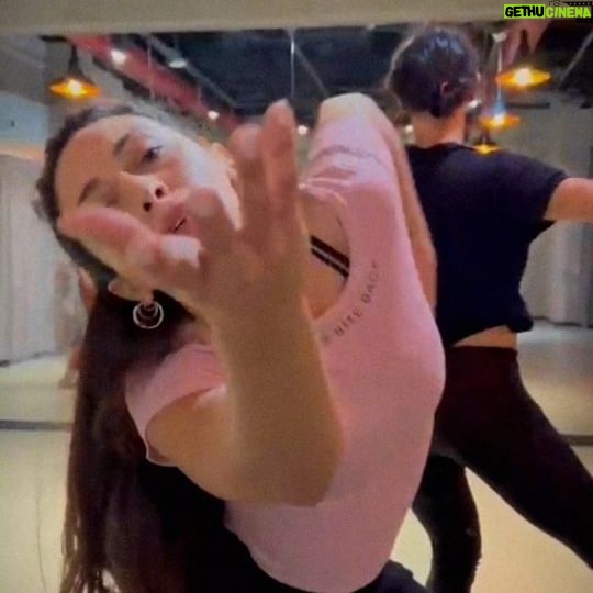 Ebru Aytemur - 3 Likes - Ta forme est un éclair, ma chérie ✨️ @ebruaytemur