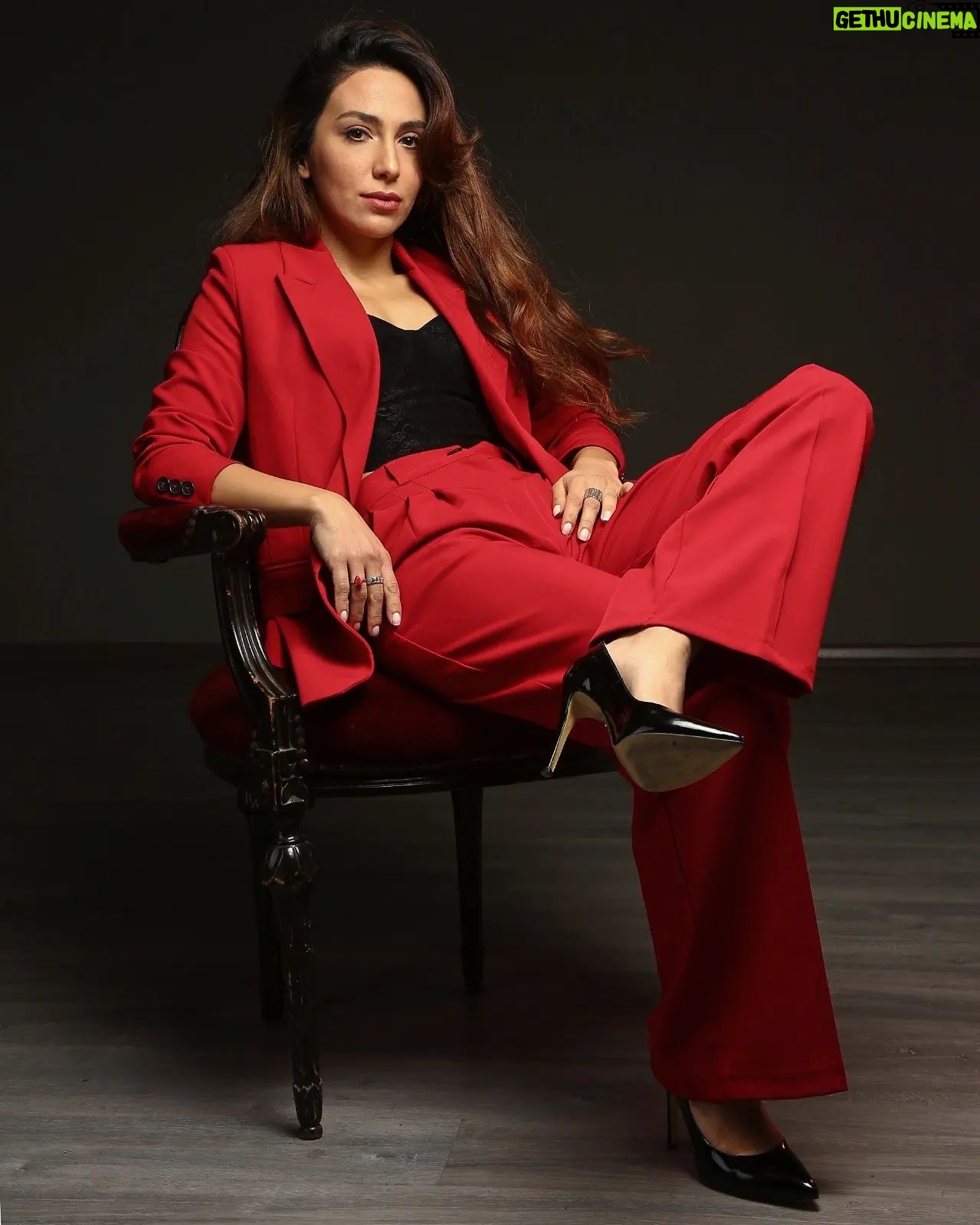 Ebru Aytemur - 3 Likes - 🌹