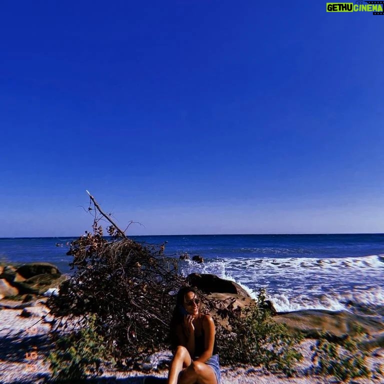 Ebru Aytemur - 3 Likes - *Uzaylilar tarafindan kacirildim.
Evet tarafindan💆