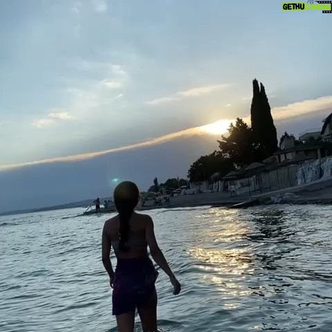 Ebru Aytemur - 3 Likes - Sec bir Eylul,gel
Sira sende🕊️🤞