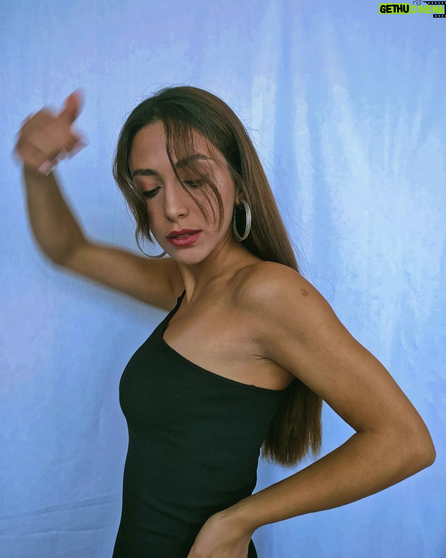 Ebru Aytemur - 3 Likes - Flamenko! Ben bilemenko 💃🏽